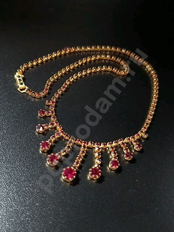 Колье. Чехия. Jablonex. Винтаж. Гранатовое Стекло.