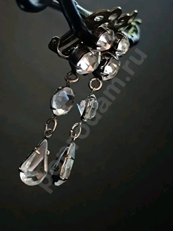 Клипсы. Винтаж. Стекло. Безель.