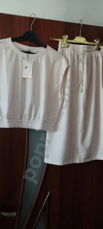 Женский костюм