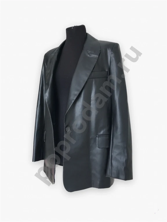 Женский черный пиджак из эко кожи