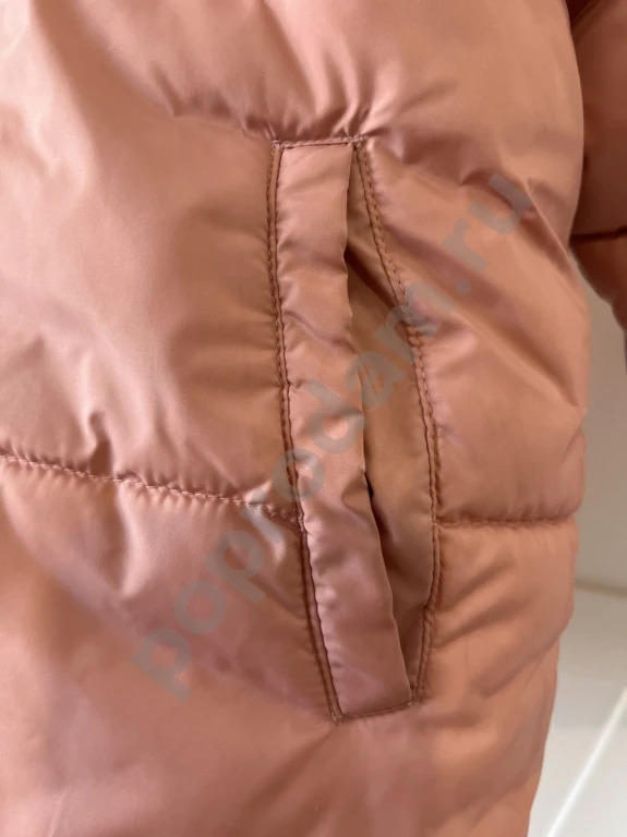 Зимняя куртка для девочки размер 128 Benetton