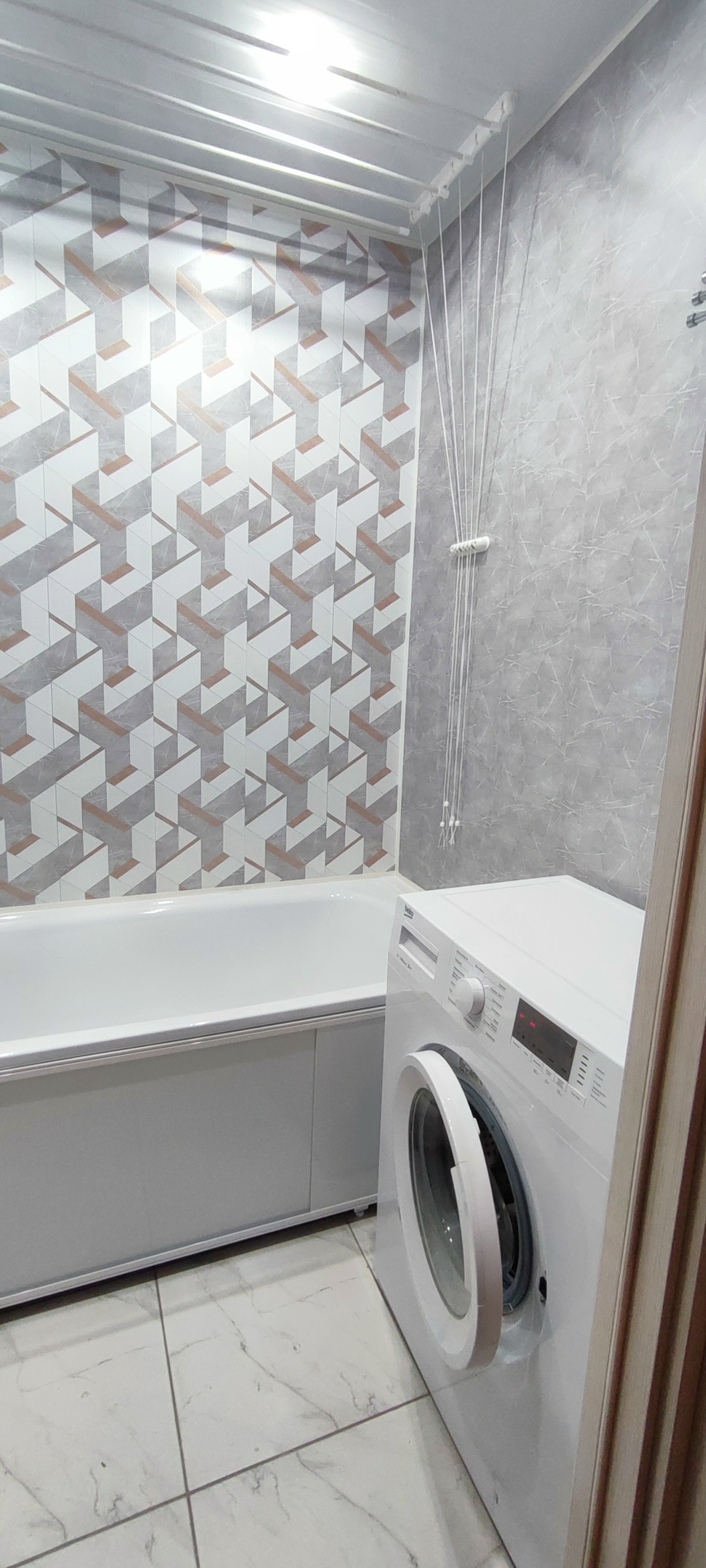 Ремонт ванных комнат, санузлов: Ванная панелями (вместе с материалом)