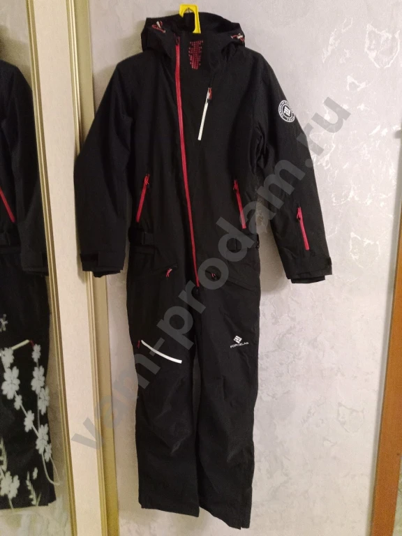 Комбинезон горнолыжный