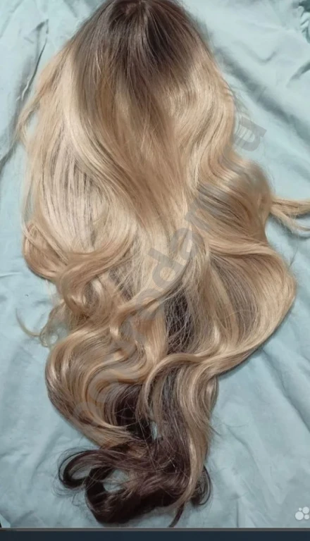 Парик длинный блонд с челкой новый