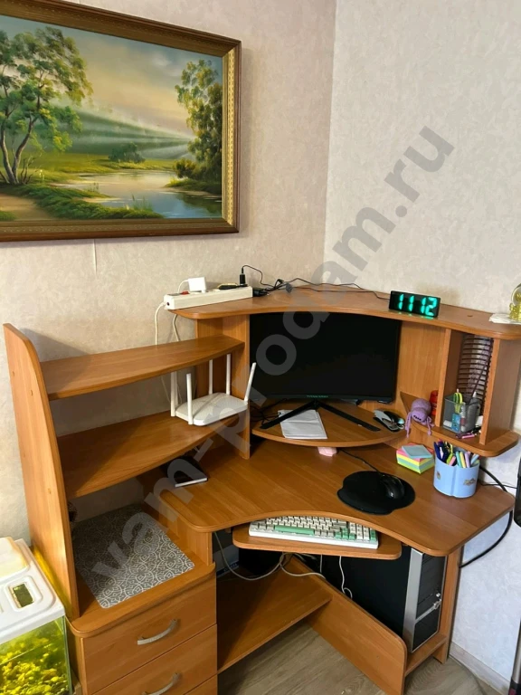 Компьютерный стол