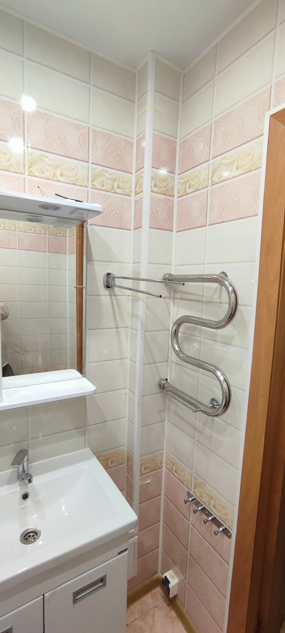 Ремонт ванных комнат, санузлов: Ванная панелями (вместе с материалом)