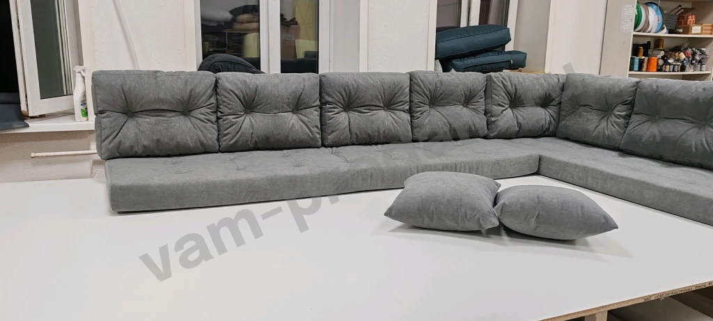 Подушки для диванов , уличной и садовой мебели