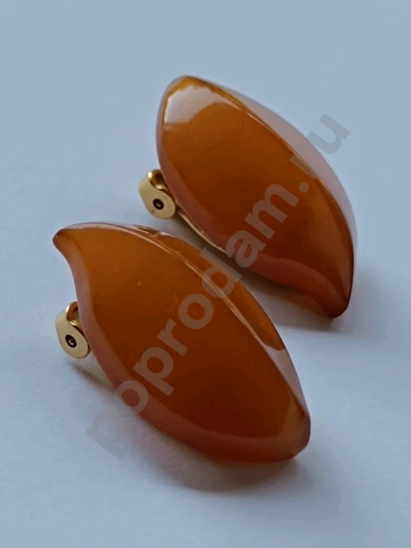 Клипсы. Винтаж. Калининград. Маркировка. Натуральный Янтарь.