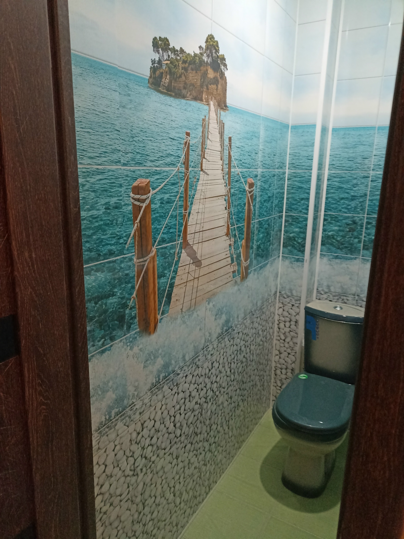 Ремонт ванных комнат, санузлов: туалет панелями (вместе с материалом)