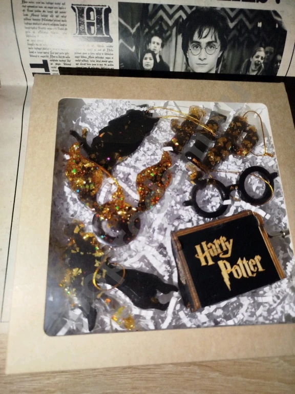 Новогодний подарочный бокс елочные игрушки Гарри Поттер и музыкальная шкатулка шарманка