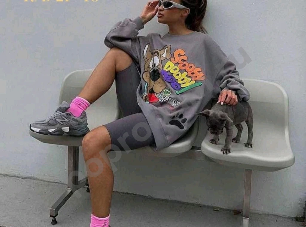 Женский свитшот