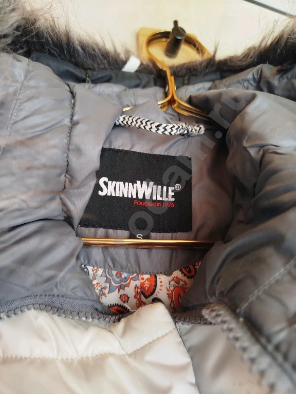 Зимний пуховик Skinnwille (Швеция) 44 размера