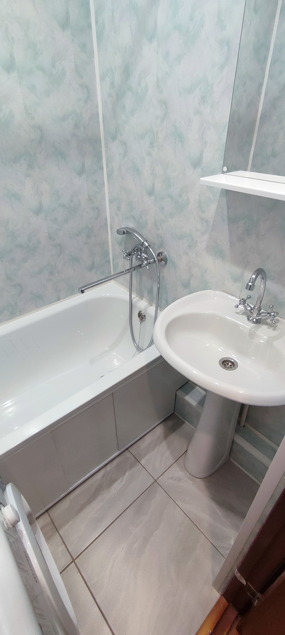 Ремонт ванных комнат, санузлов: Ванная панелями (вместе с материалом)