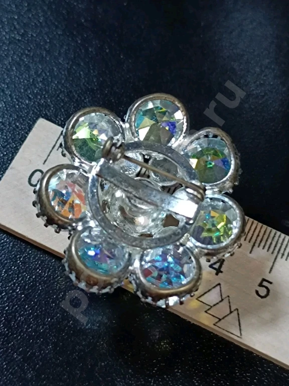 Брошь. Чехия. Jablonex. Винтаж. Стекло АБ.