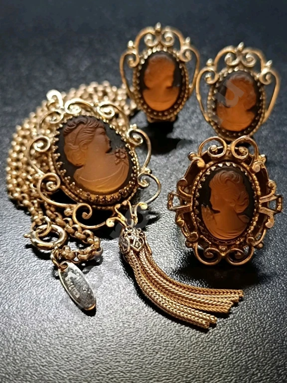 Крупный Комплект. Whiting & Devis. Оригинал. Маркировка. Винтаж.