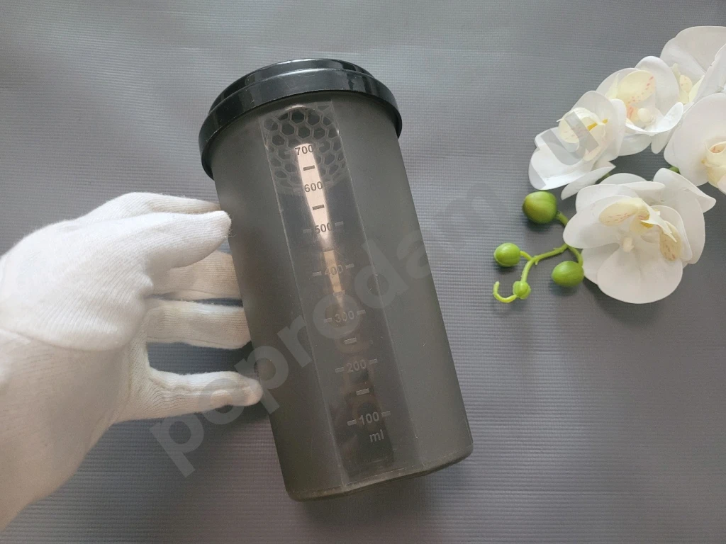 Шейкер спортивный Aptonia черный пластик 700мл