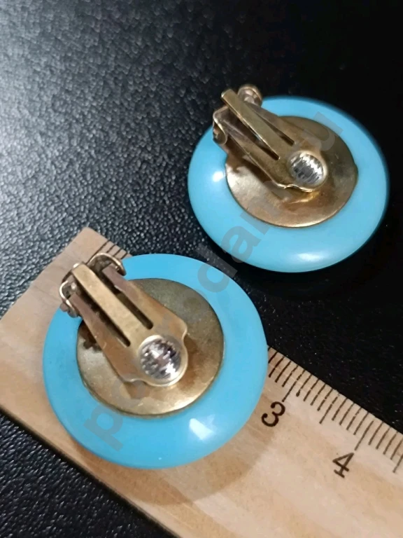 Крупные Клипсы. Чехия. Jablonex. Винтаж. Глушеное Стекло.