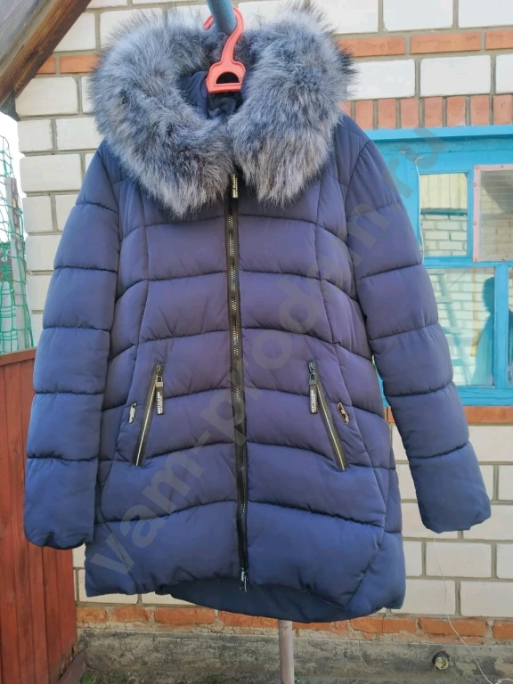 Женский зимний пуховик в хорошем состоянии