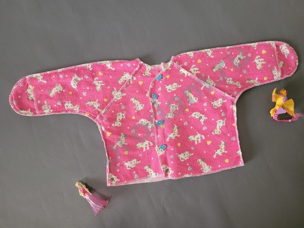 Пакет брендовой одежды для девочки 68 кофты