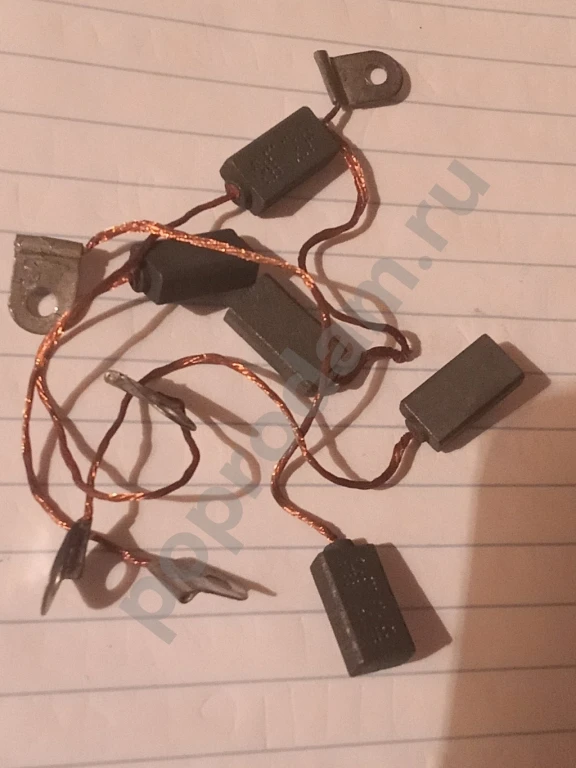 Щётки графитовые ЭГ 2А.СССР.16*5*4мм.30 шт.цена за пару.опт 50р