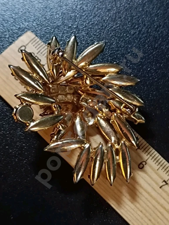 Крупная Брошь. Чехия. Jablonex. Винтаж. Стекло.