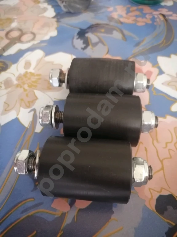 Ролики для гриндера с подшипниками и осями D40, L54.