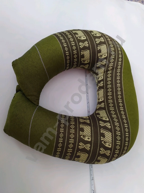 Подушка для шеи в самолетБ/у, состояние отличное.