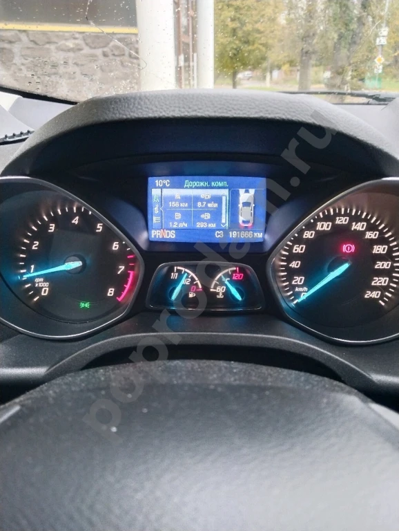 Продажа Ford Kuga, 2013 годКомплектация 1.6 EcoBoost (150 л/с) AT 4WD Titanium