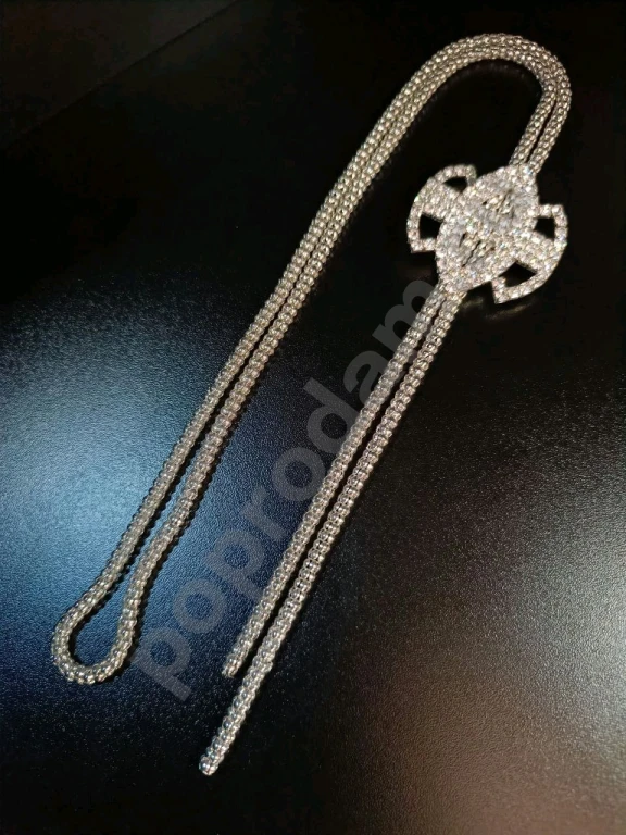 Длинный Крупный Сотуар. Стекло.