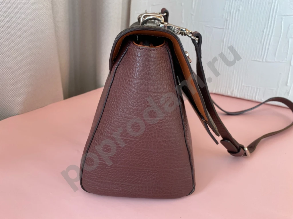 Каркасная бордовая сумка Leo Ventoni кросс-боди Италия