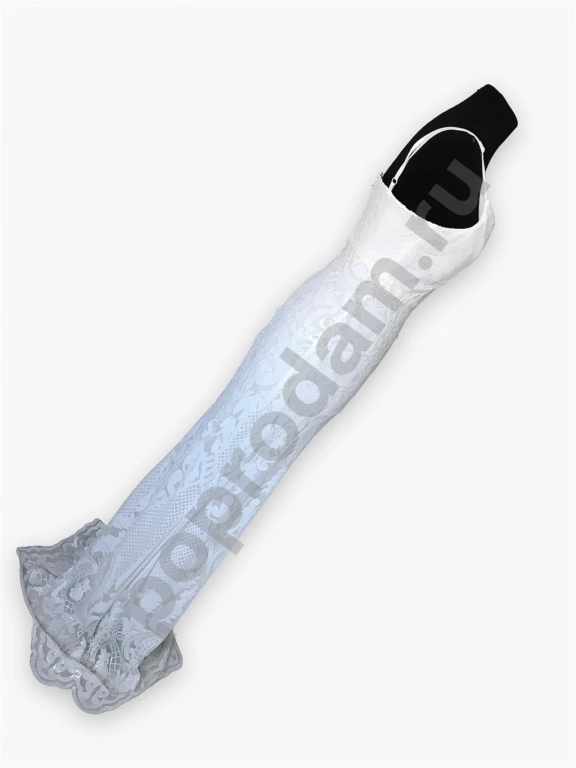 Нарядное белое блестящее платье в пол