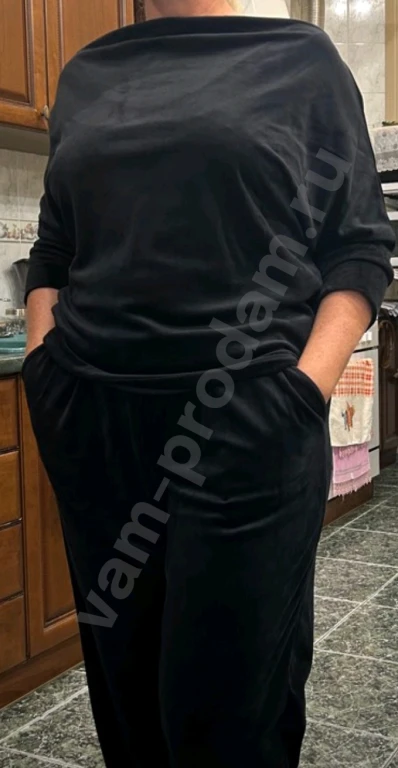 Костюм велюровый женский