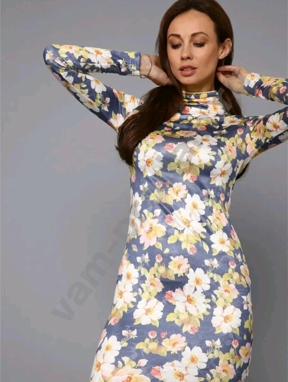 Платье в цветочек размер 54