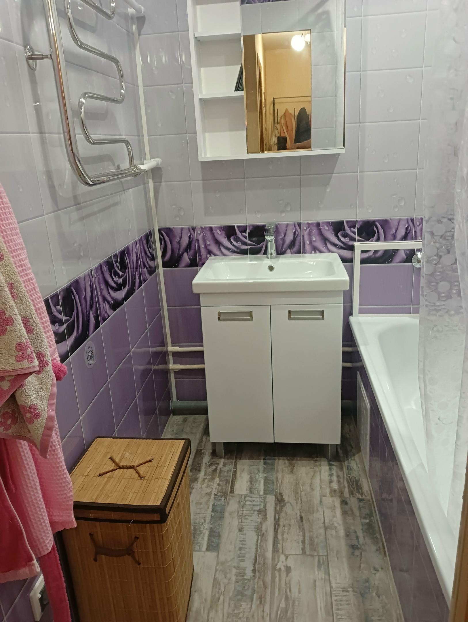 Ремонт ванных комнат, санузлов: Ванная панелями (вместе с материалом)