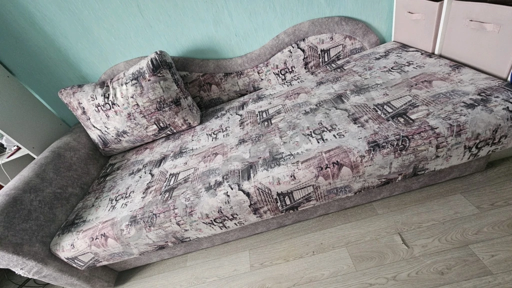 Тахта-кровать