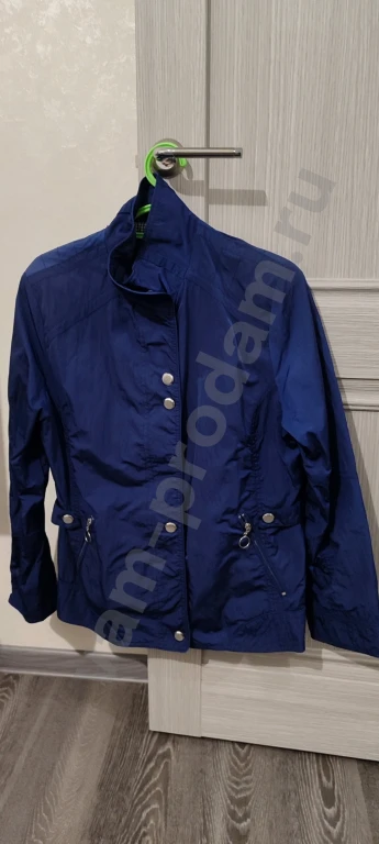 Куртка женская тонкая, размер 48-50