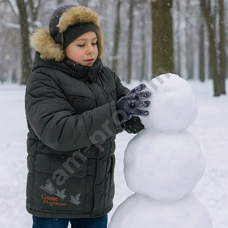 Зимний пуховик для мальчика Рост 152 с капюшоном