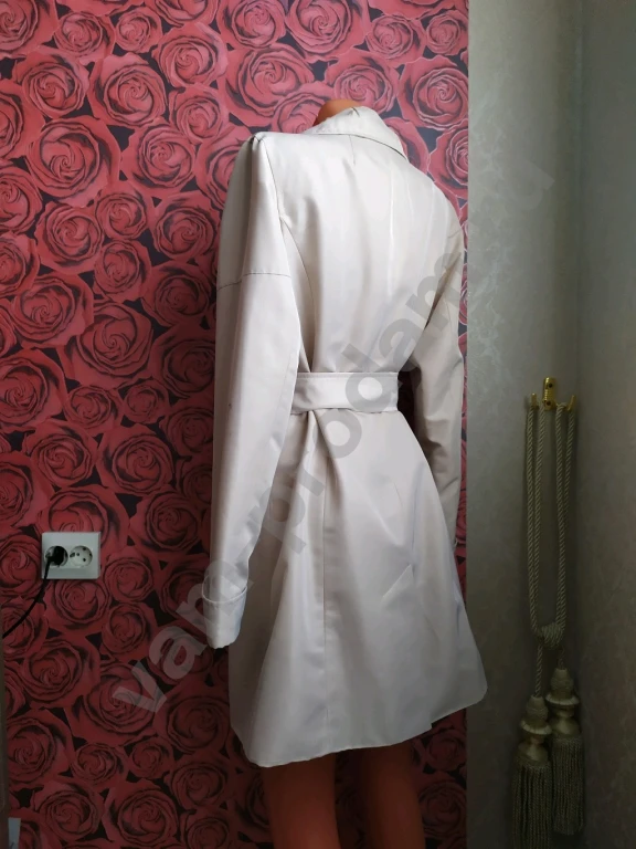 Плащ Остин 46 межсезонье женский под плащевку с поясом