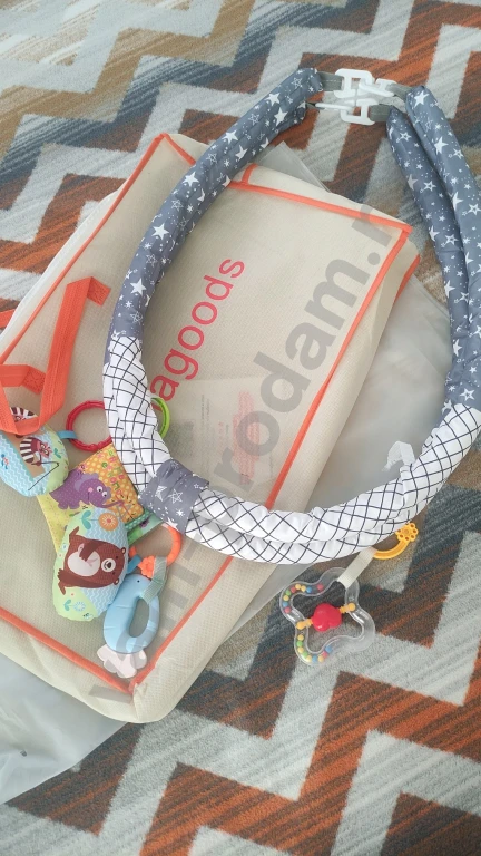 Развивающий коврик для новорождённых