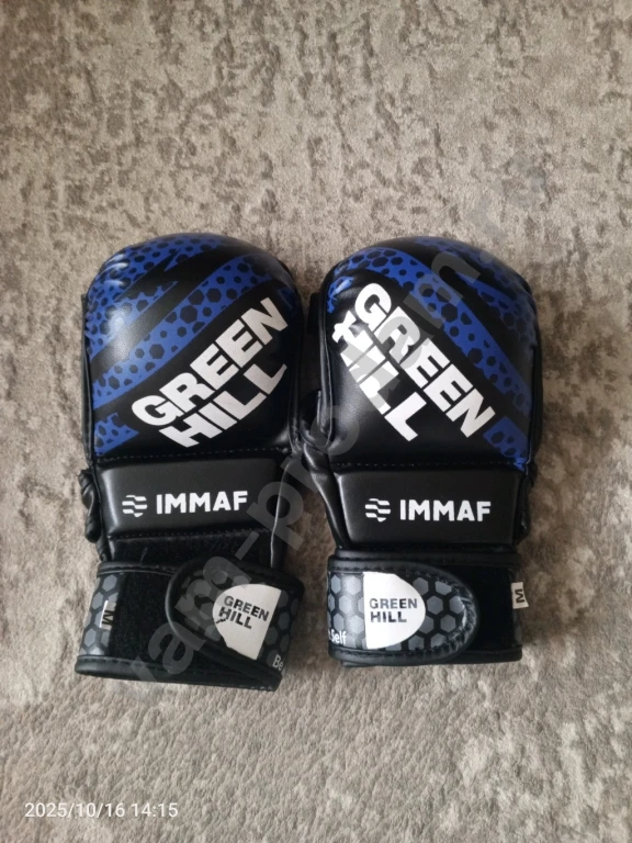 Перчатки для ММА