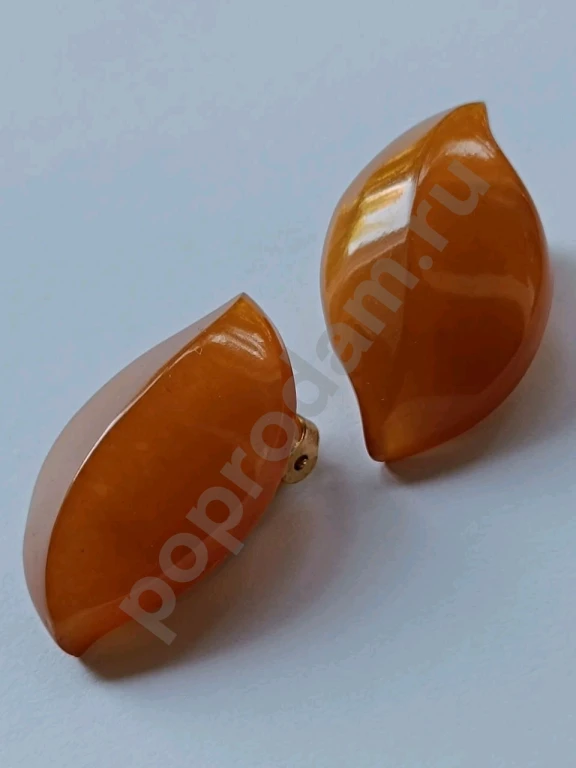 Клипсы. Винтаж. Калининград. Маркировка. Натуральный Янтарь.