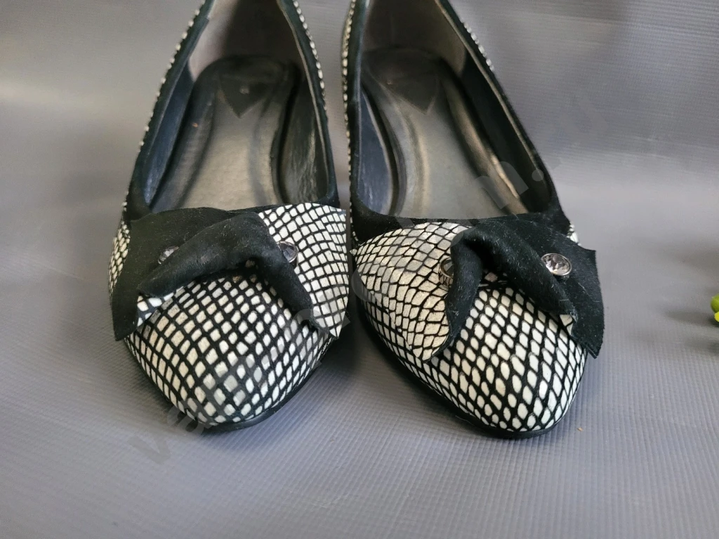 Туфли женские черно-белые Baldiva 38