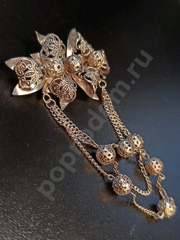 Очень Крупная Брошь с подвесками. Винтаж.