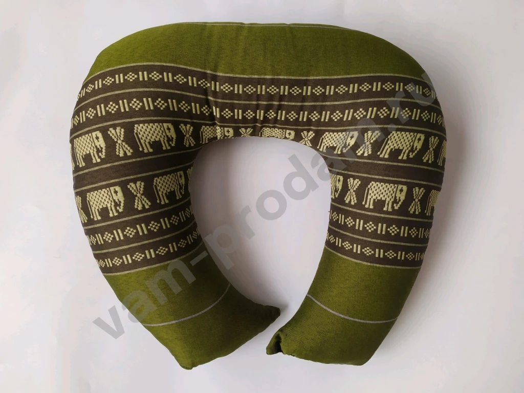 Подушка для шеи в самолетБ/у, состояние отличное.