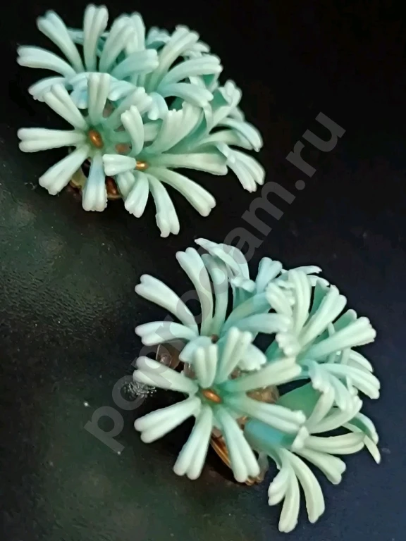 Крупные Клипсы. Винтаж 40-ые.