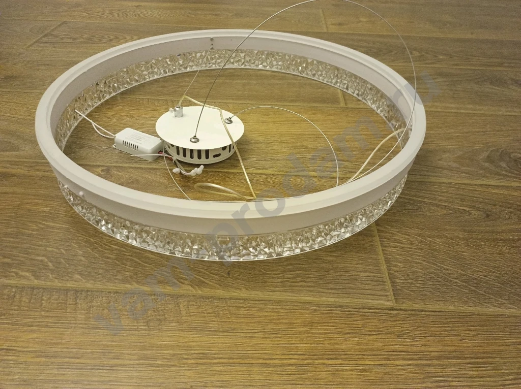 Люстра потолочная