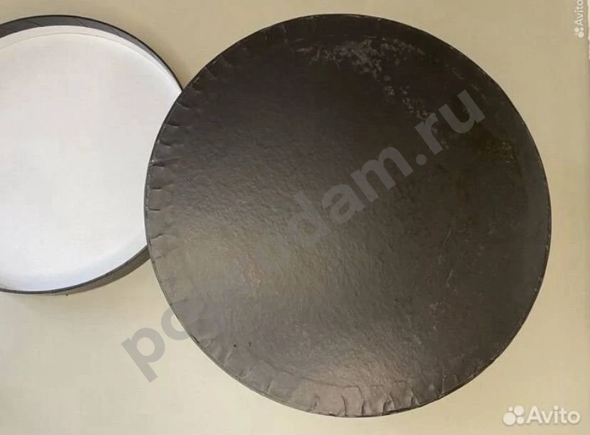 Круглая коробка шляпная чёрная для цветов