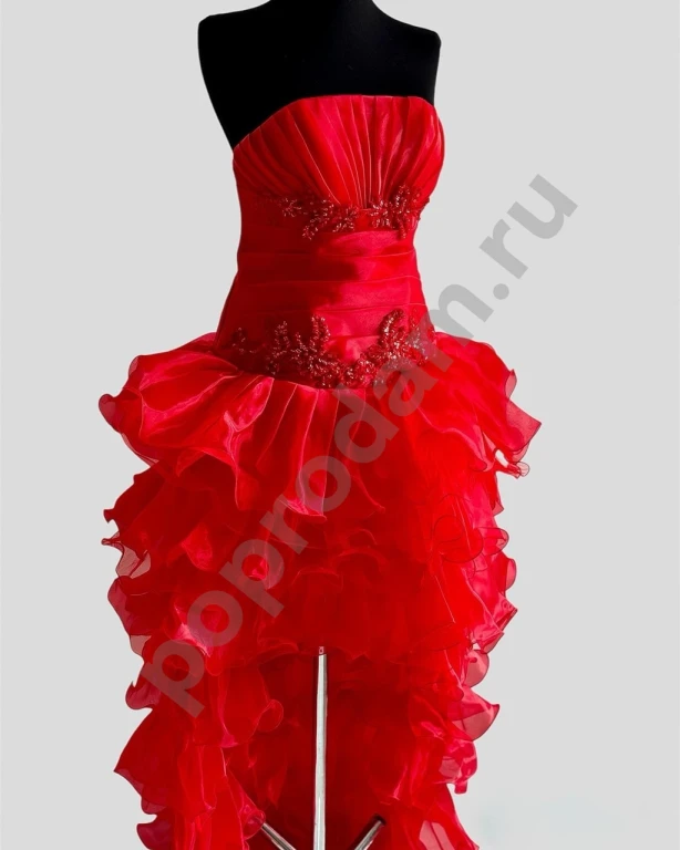 Роскошное красное корсетное платье на выпускной
