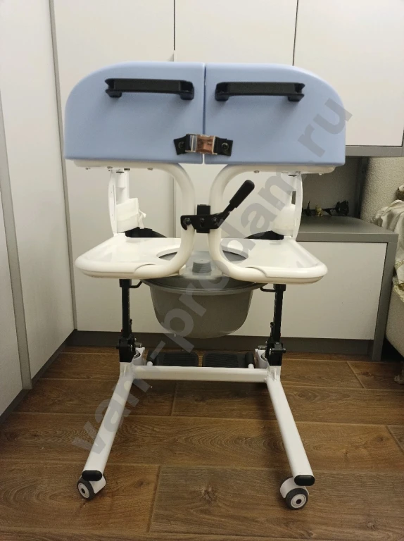 Подъемник для инвалидов.