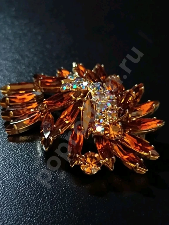 Крупная Брошь. Чехия. Jablonex. Винтаж. Стекло.